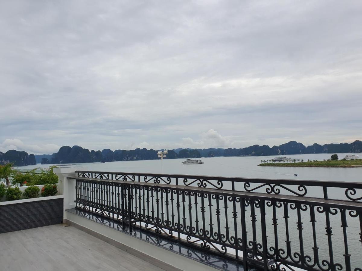Ha Long Bay Tuan Chau Hotel Exteriör bild
